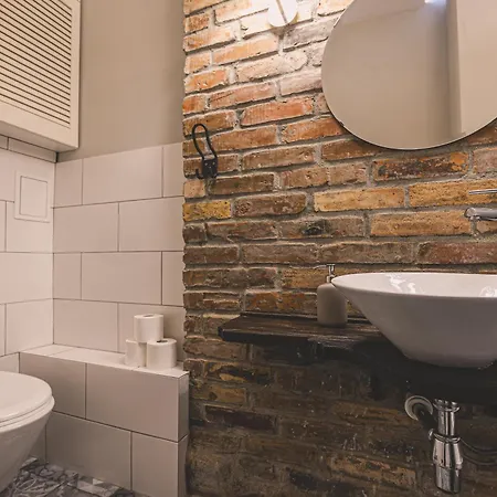 Апартаменты W Kamienicy Plac Bernardynski *