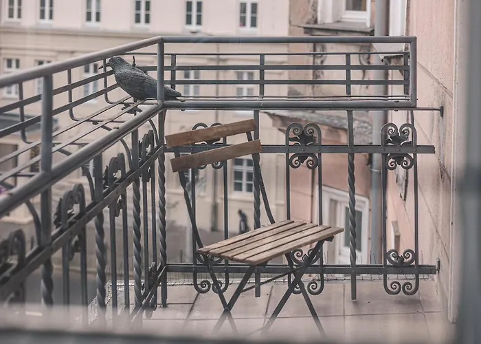 W Kamienicy Plac Bernardynski *